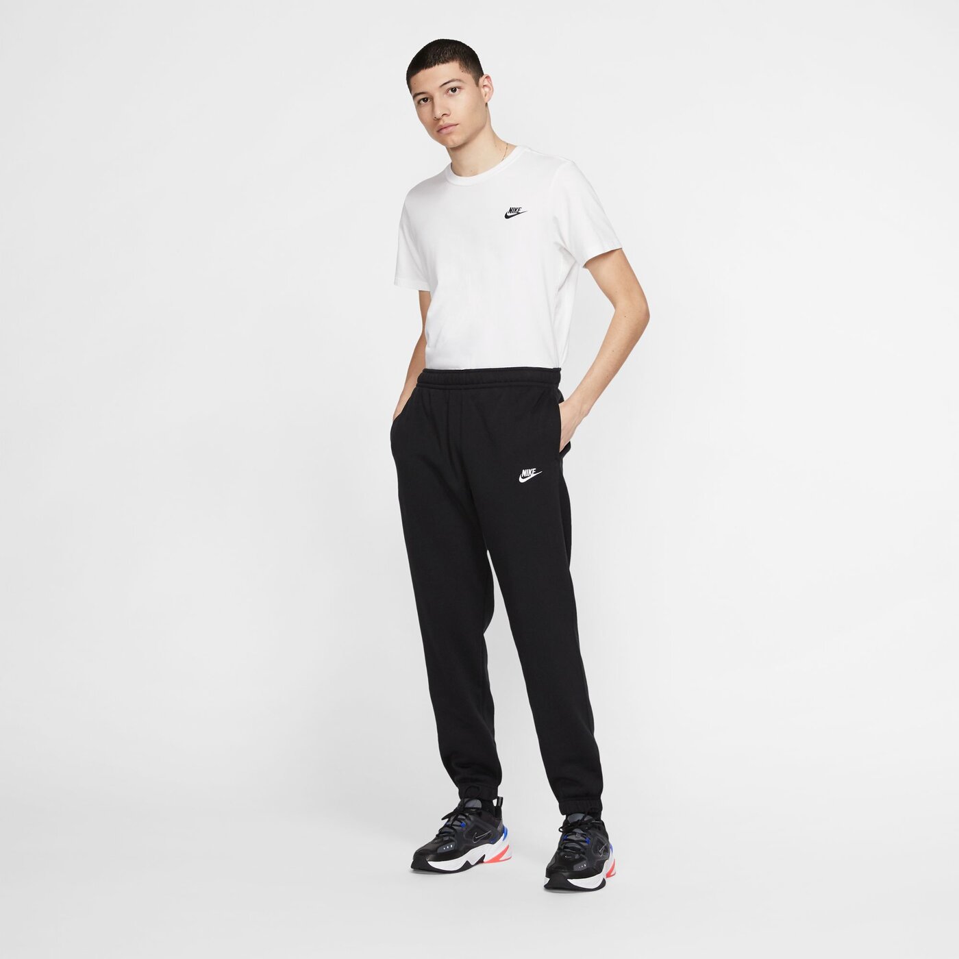 NIKE - M NSW CLUB PANT CF BB BLACK/BLACK/WHITE – Bild 5