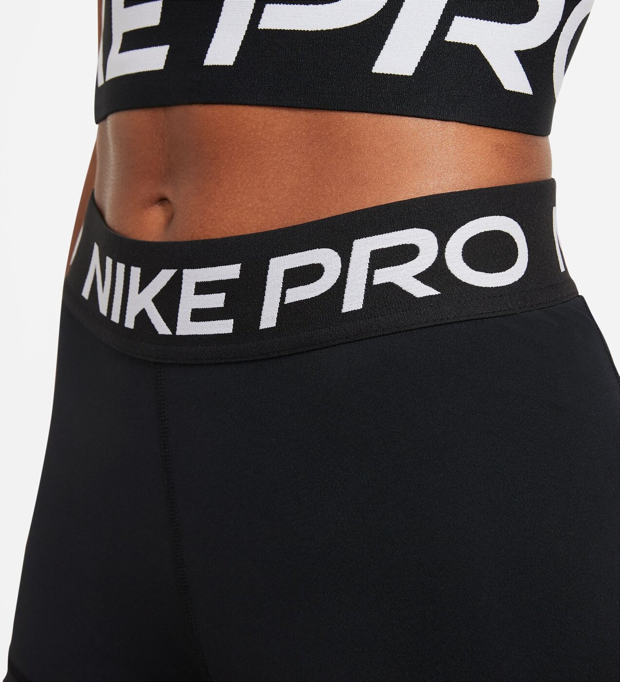 NIKE - W NP 365 SHORT 3IN BLACK/WHITE – Bild 5