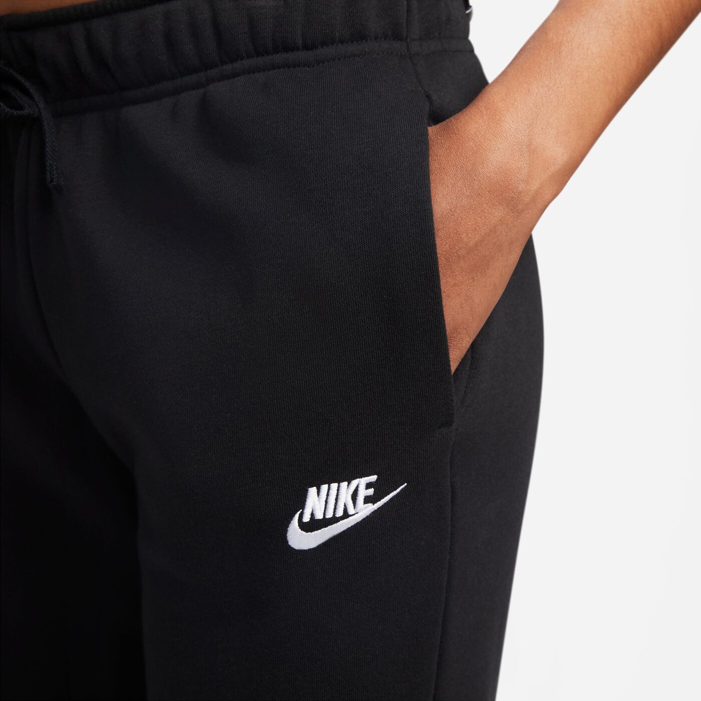 NIKE - W NSW CLUB FLC MR PANT STD BLACK/WHITE – Bild 4