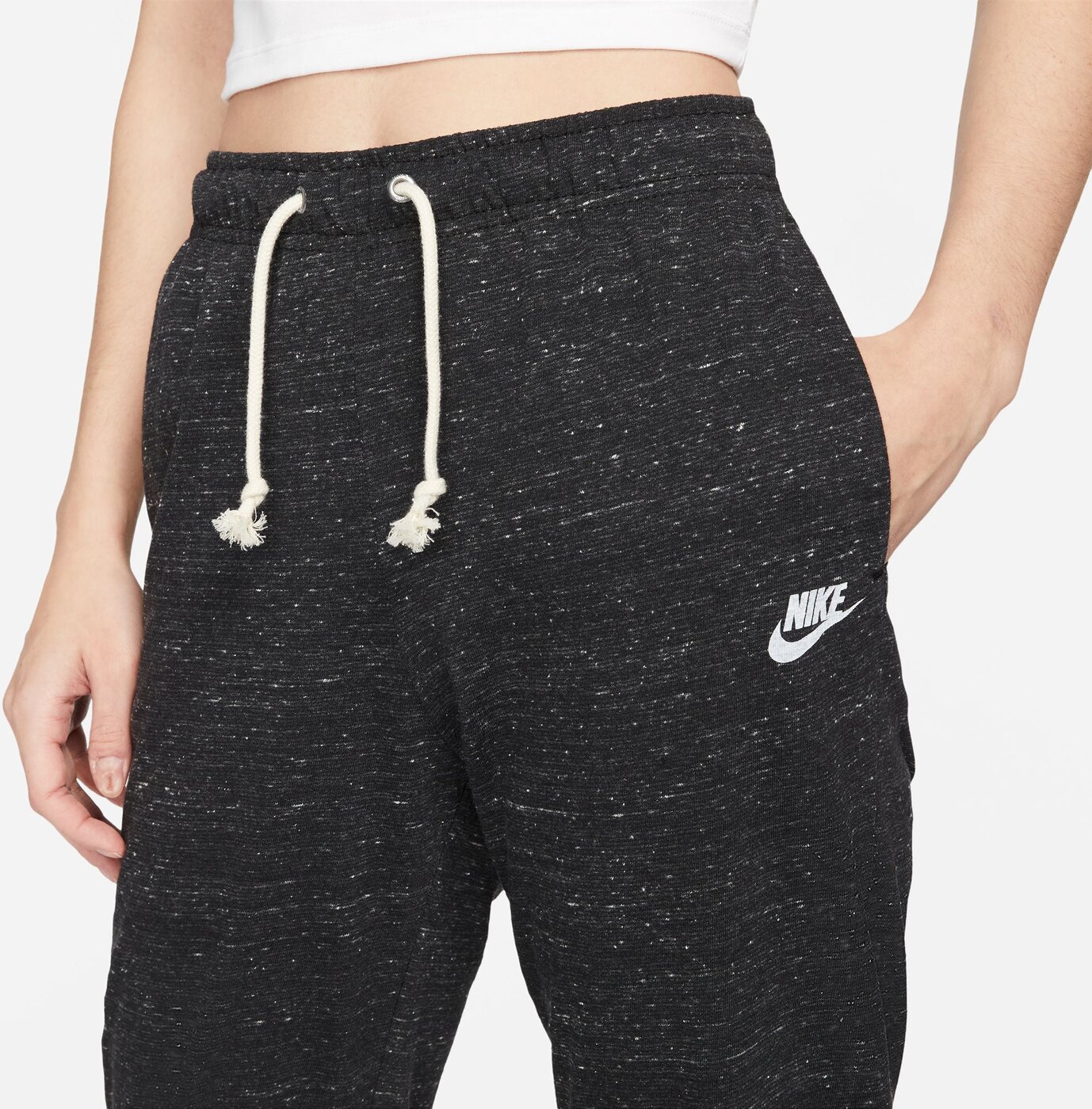 NIKE - W NSW GYM VNTG EASY PANT BLACK/WHITE – Bild 4