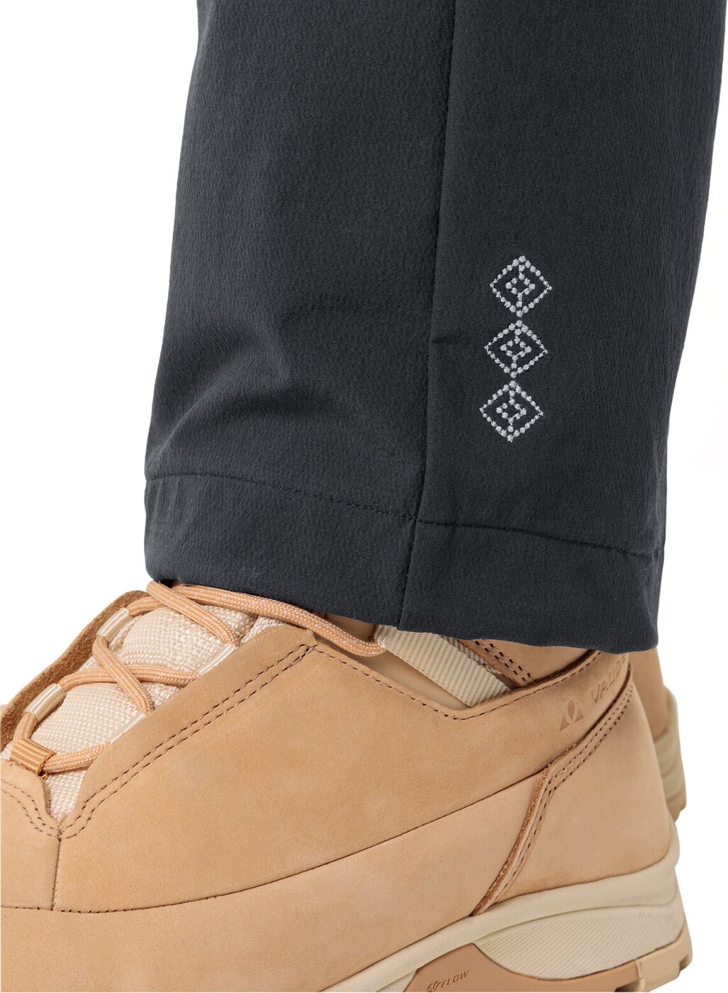 VAUDE - Wo Skomer Winter Pants II BLACK – Bild 6