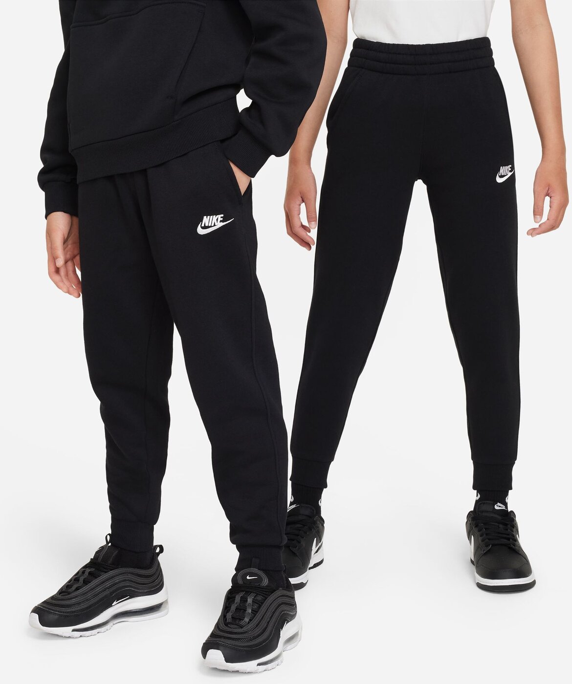 NIKE - K NSW CLUB FLC JGGR LBR BLACK/WHITE – Bild 3