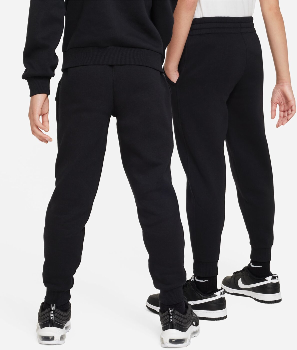 NIKE - K NSW CLUB FLC JGGR LBR BLACK/WHITE – Bild 4